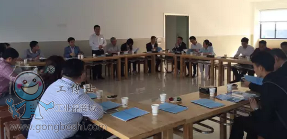 ����ʿ�M�����^������쿨�C���˹��S