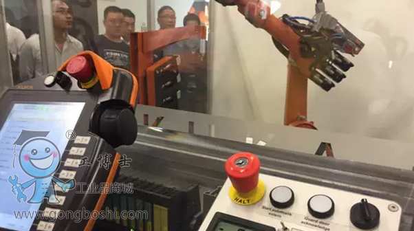 ����ʿ�M�����^������쿨�C���˹��S