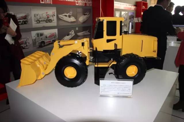 ���ݺ��ϴ�W�Cе�b���о�Ժ-����ʿ