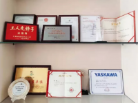 �����C��