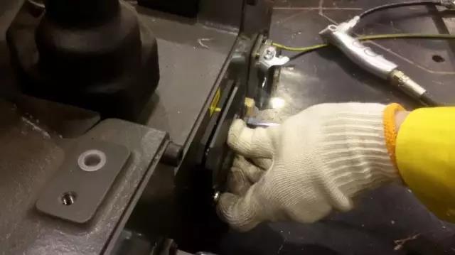 R-2000iB機(jī)器人3年保養(yǎng)-24