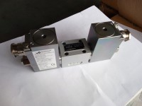 �f����늴��y