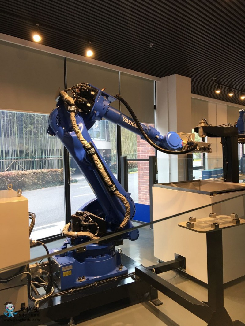 �����C���˼���