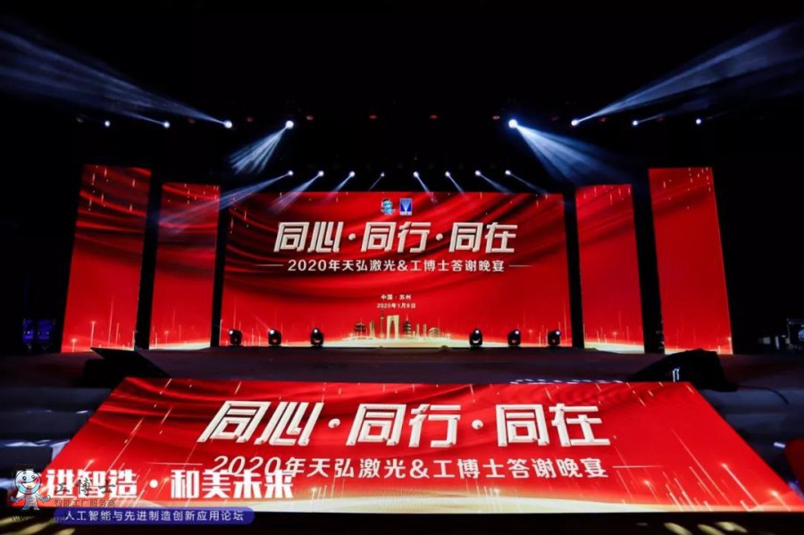 ����ʿ&middot;��뼤��������x����A�M�չ٣�