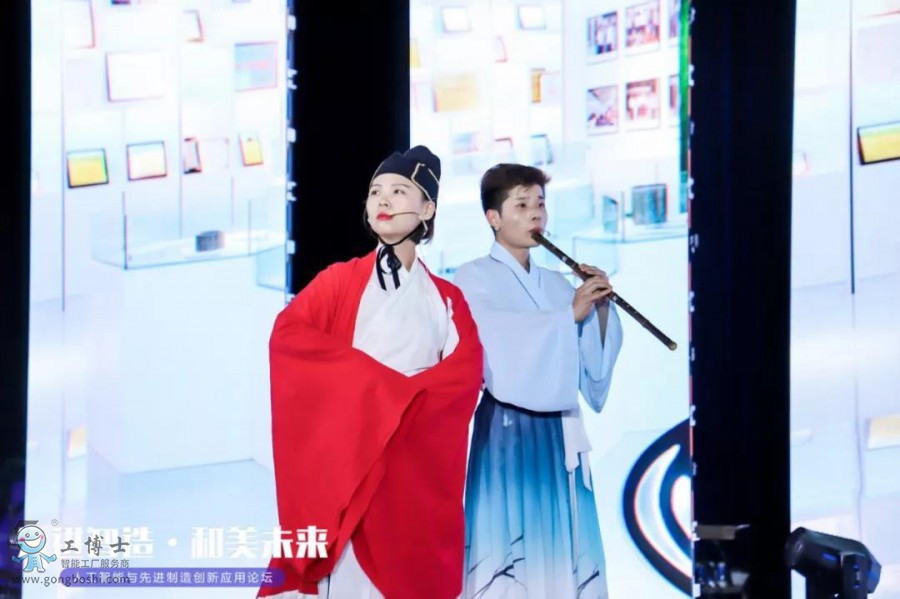 ����ʿ&middot;��뼤��������x����A�M�չ٣�