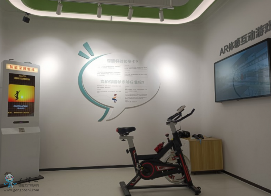 ����С��