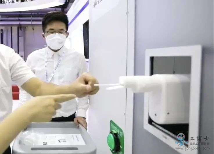 智能咽拭子采集機器人