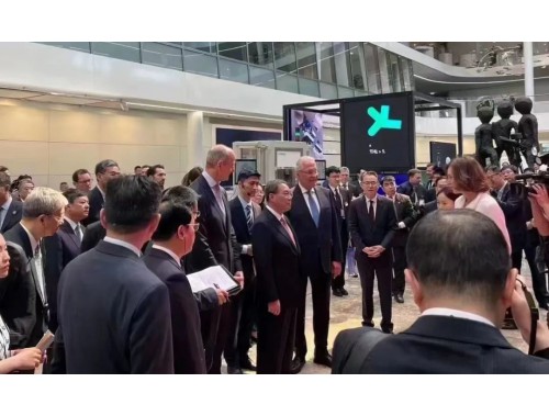 ��������L���T��