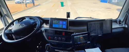 �{���_����