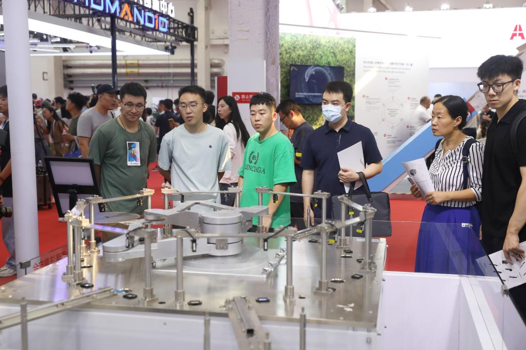 ���ɡ��C����+AI��ȫ��ʽ��(chu��ng)��(y��ng)�óɹ���������C���˴��